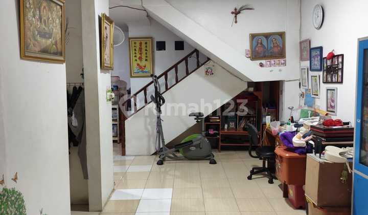 For Sale / For Rent House in Kota Harapan Indah, 2-Storey House, Ready to Occupied, Suitable for Family Residence or Investment.