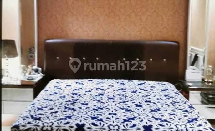 Dijual rumah mewah 3 lantai dalam cluster di kelapa gading, jakut