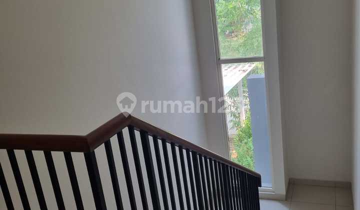 DiSewa Rumah bagus Siap huni. Baru saja selesai Renov.  Cluster Asera One West. Harapan indah 2 Bekasi. 2