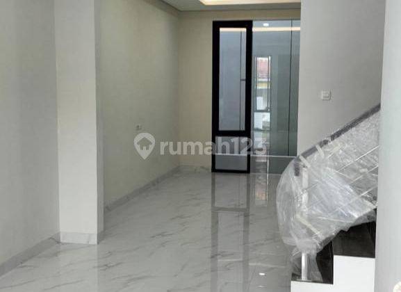 Rumah Baru Gress Citraland Dekat Gwalk Surabaya Barat 2