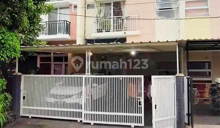 Rumah Renov Semi Furnished HGB Sektor 6 Gading Serpong, Tangerang 1