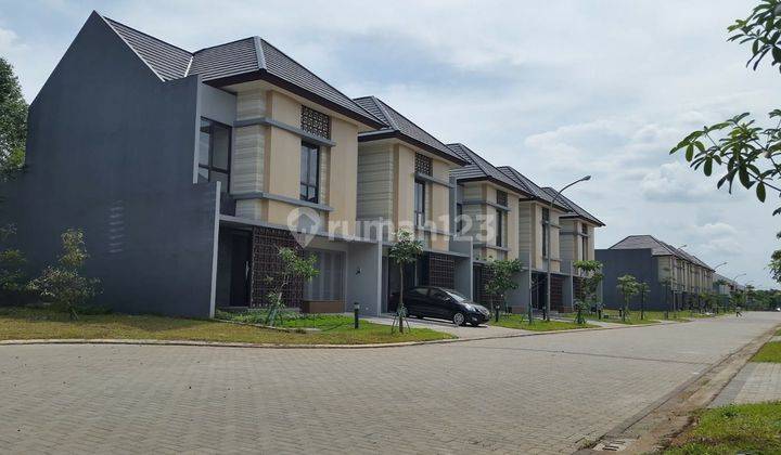 Rumah 2 Lantai Bagus Unfurnished di Precia, Tangerang 1