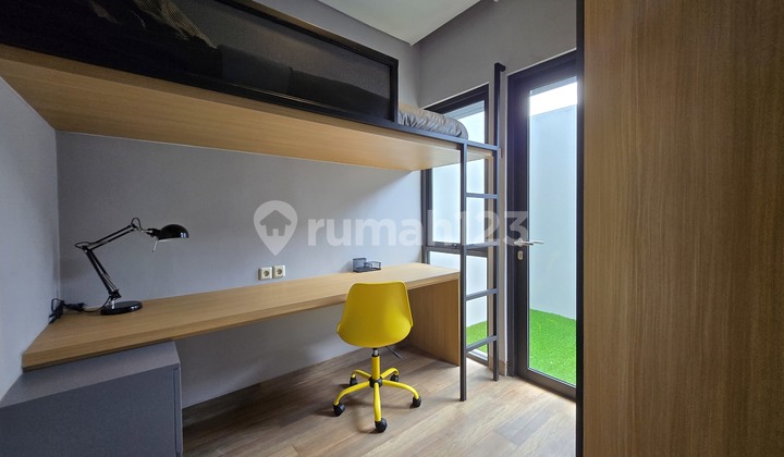 Dijual Rumah 2Lantai BSD - Lokasi Strategis dan Bebas Banjir, Dekat Stasiun KRL dan Tol BSD, Rumah idaman pasangan muda dan bisa KPR 2