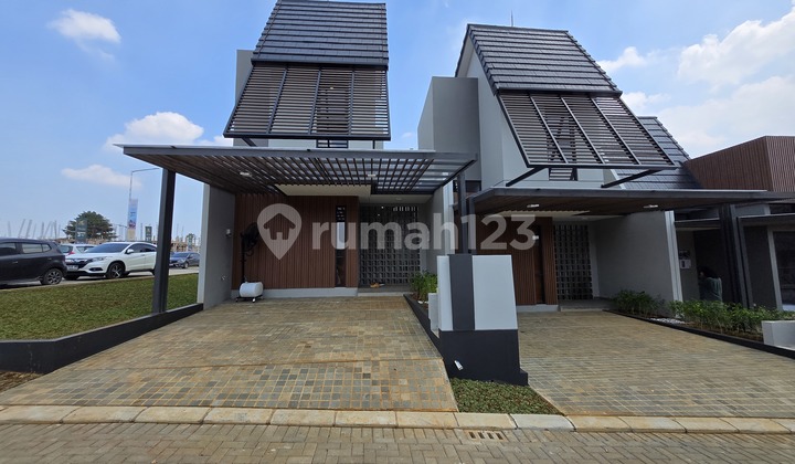 Dijual Rumah 2Lantai BSD - Lokasi Strategis dan Bebas Banjir, Dekat Stasiun KRL dan Tol BSD, Rumah idaman pasangan muda dan bisa KPR Dijual Rumah 2Lantai BSD - Lokasi Strategis dan Bebas Banjir, Dekat Stasiun KRL dan Tol BSD, Rumah idaman pasangan muda dan bisa KPR
