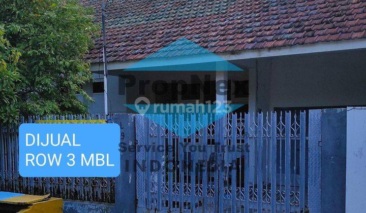 Rumah Tenggilis Tengah jalan lebar 1