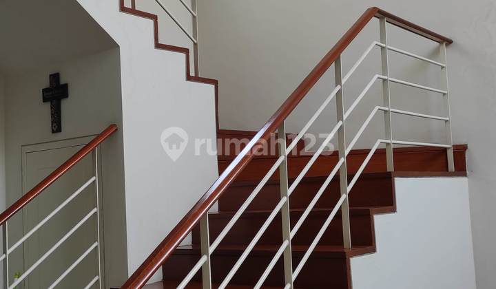 Green Lake Wiyung, By Citraland Mudah ke Pakuwon Mal 2