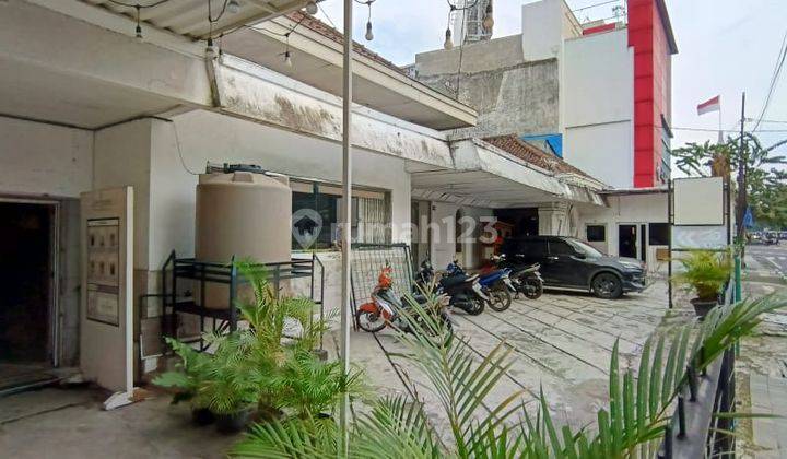 Dijual Rumah hitung tanah saja lokasi bagus dan cocok untuk usaha 1