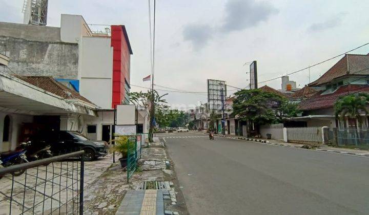 Dijual Rumah hitung tanah saja lokasi bagus dan cocok untuk usaha 2