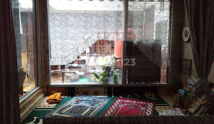 Rumah asri terawat super nyaman  di Mainroad Sukaluyu Pahlawan 2