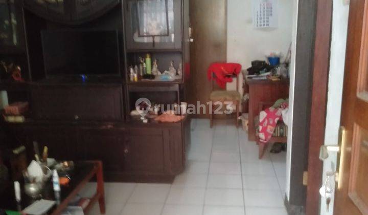 Rumah Lama butuh Renovasi di Taman Kopo Indah 1 2