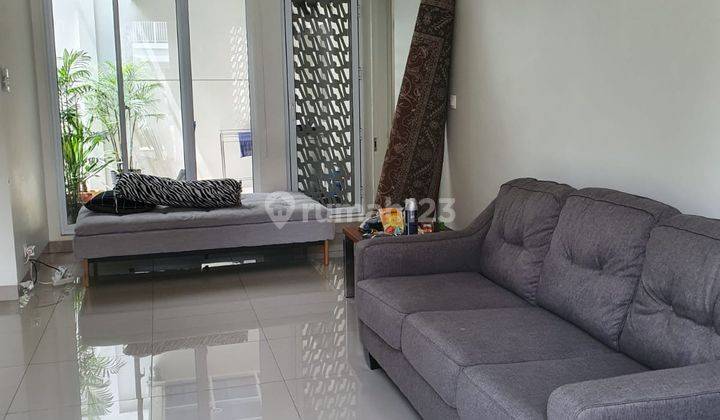 Rumah Cantik Full Furnished Di Cluster Amanda Summarecon Bandung 2