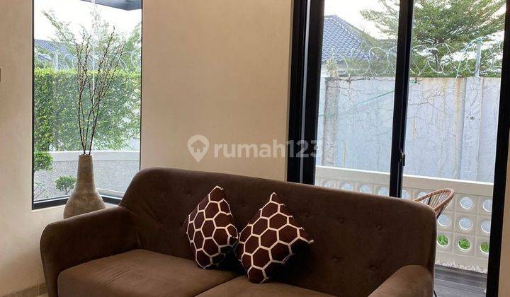 Rumah Full Furnished seperti baru dengan konsep kekinian Japandi - lokasi super strategis dekat IKEA Mall Kota Baru Parahyangan 2