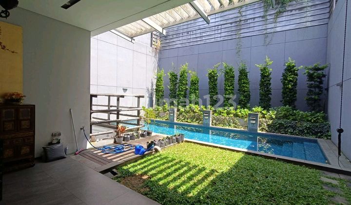 Rumah Mewah Di Setraduta Bandung Utara Lengkap Dengan Kolam Renang Air Hangat Rumah Mewah Di Setraduta Bandung Utara Lengkap Dengan Kolam Renang Air Hangat