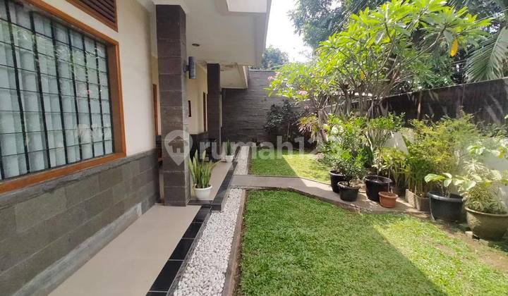 Quick Sale Below Bank Appraisal Price - Well-Maintained Large House Near Pasirkoja Toll Road