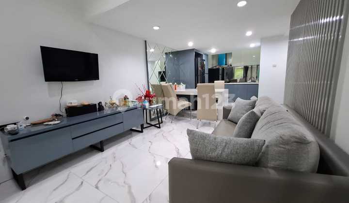 2-Story Ready-to-Occupy House in Joglo, Kebun Jeruk, West Jakarta 2