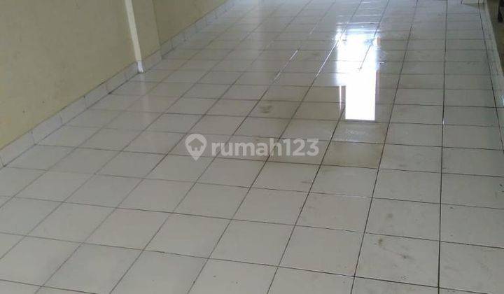 Ruko terawat di karawachi, tangerang banten  2
