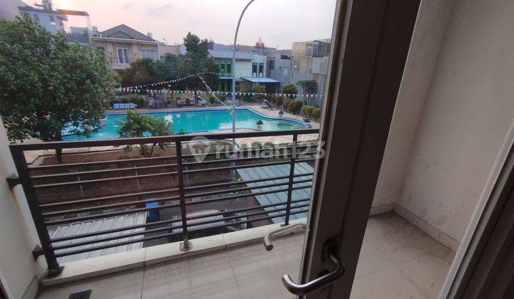 Rumah murah 2 Lantai depan kolam renang di Puri gardenia citra garden Kalideres Jakarta barat  1