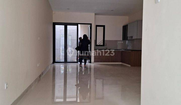 Rumah Baru 2 Lantai Di Komplek Metland Puri Cipondoh Karang Tengah Tangerang Kota 2