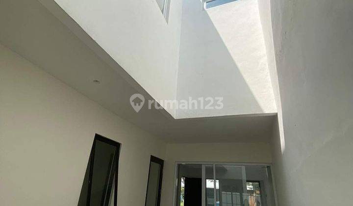 Rumah 2 Lantai Sudah Renovasi Di Komplek Citra Garden Kalideres Jakarta Barat 2