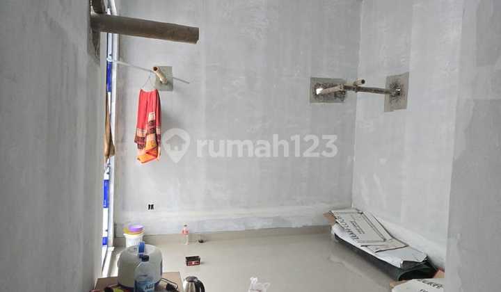 Rumah Baru 2 Lantai di Kavling Dki Meruya Kebun Jeruk Jakarta Barat 2