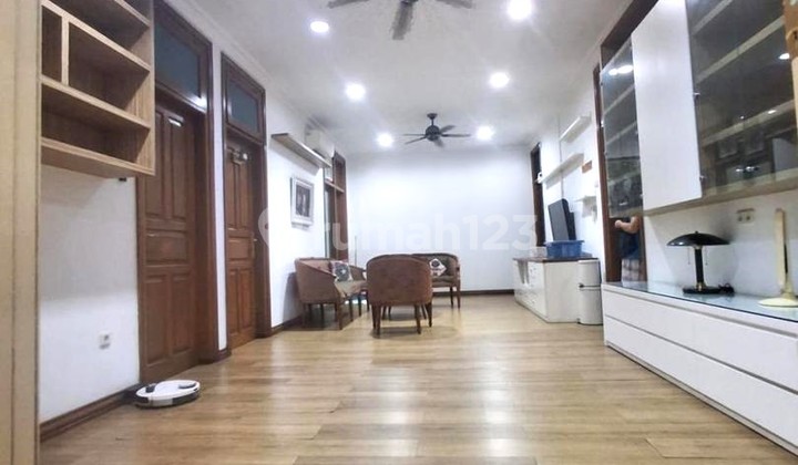 Ambil Cepat! Rumah Semi Furnished Hadap Timur di Sunter Kirana Raya Jakarta Utara