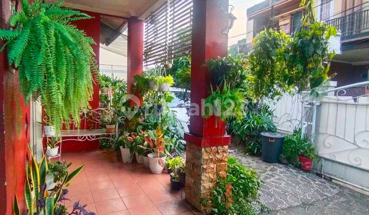 Nepis! East-Facing House Near 2 Toll Gates in Kebagusan, South Jakarta 2