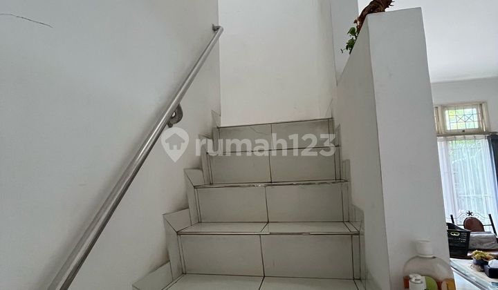 Rumah Cantik dan Luas Siap Huni dengan 2 Lantai di Kosambi Baru