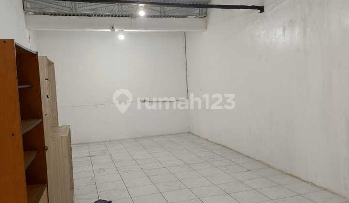 Nego Ruko Gandeng + Tanah Belakang & Bangunan di Ruko di Puri Gardena Kalideres