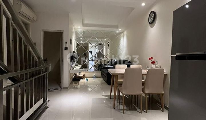 Rumah Luas dan Mewah di Palm 3 Residence Duri Kepa Jakarta Barat 2