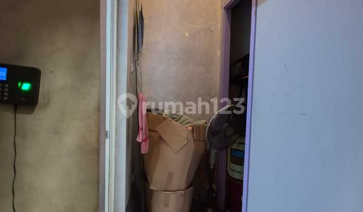 Asri Shop House for Rent in Green Lake City - 3 KM, Ready to Occupy & Close to Health Facilities