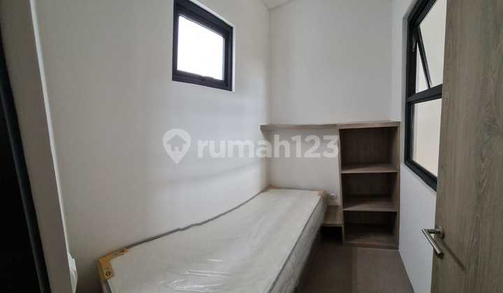 Rumah Bagus dan Simple Full Furnished di Gading Serpong 2
