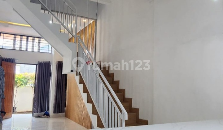 Negotiable Price! Strategic Area House, Comfortable Environment and Excellent Condition Like New in Poris Plawad, Cipondoh Negotiable Price! Strategic Area House, Comfortable Environment and Excellent Condition Like New in Poris Plawad, Cipondoh