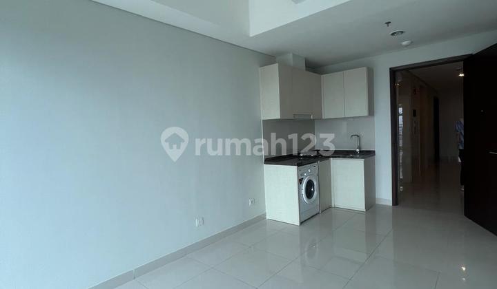 Brand New Apartment at Puri Mansion, Still Negotiable! Super Duper Good with 2 Years of IPL. 2