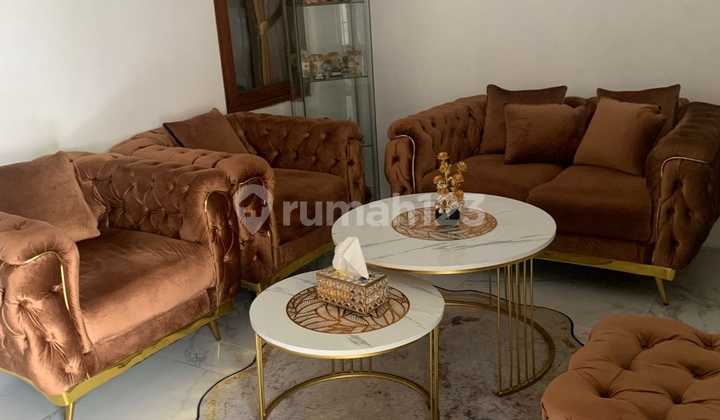 Hunian 250M² Bangunan di Lautan Seruni - Cocok untuk Keluarga Besar