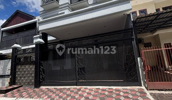 Nego, Rumah Semi Furnished di Kembangan 1