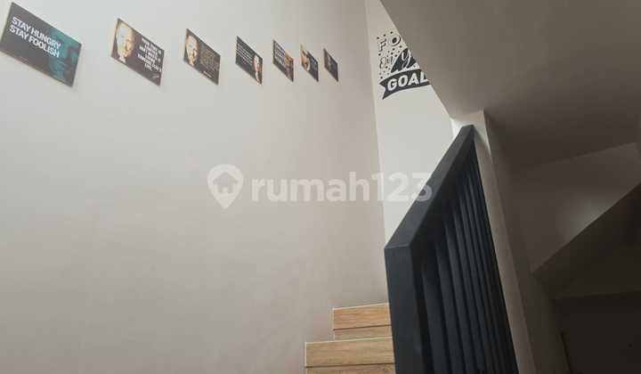 Rare Opportunity! 2-Story Move-In Ready House in Lippo Karawaci 2