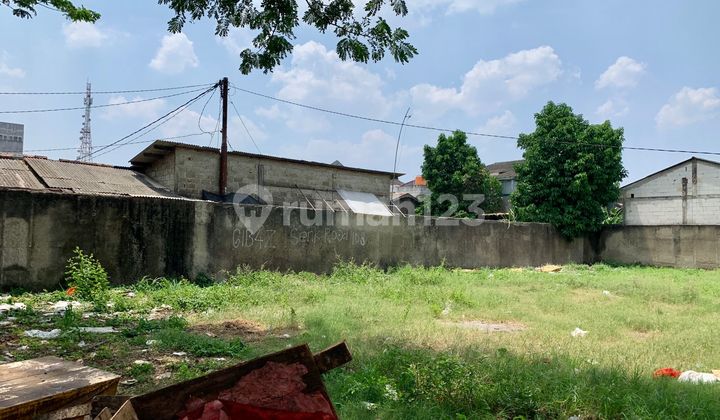 Rare Plots in Pasar Bengkok! Strategic Location with Easy Access to Anywhere Rare Plots in Pasar Bengkok! Strategic Location with Easy Access to Anywhere