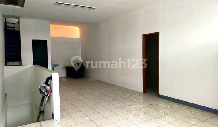 Nego! Ruko 3 Lantai Siap Huni di Grogol Petamburan Jakarta Barat Nego! Ruko 3 Lantai Siap Huni di Grogol Petamburan Jakarta Barat