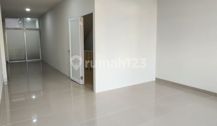 Ruko Sentra Niaga Boulevard 4 Lantai, Area strategis di Green Lake City Ruko Sentra Niaga Boulevard 4 Lantai, Area strategis di Green Lake City