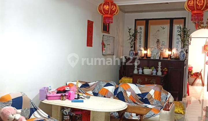 Nego Rumah Lingkungan Super Nyaman dan Semi Furnished di Cluster Brio Citra Garden Puri