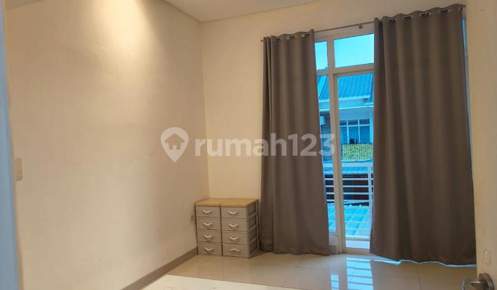 Sewa Rumah 2 Lantai di Green Lake City Cluster Amerika - Nyaman, Strategis, Siap Dihuni Sewa Rumah 2 Lantai di Green Lake City Cluster Amerika - Nyaman, Strategis, Siap Dihuni