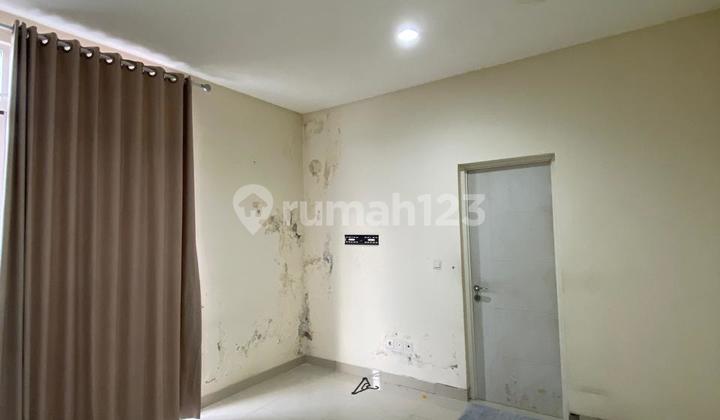 Bisa Nego secepatnya, Rumah Bagus dan Siap Huni di Cluster Amerika Green Lake City 2