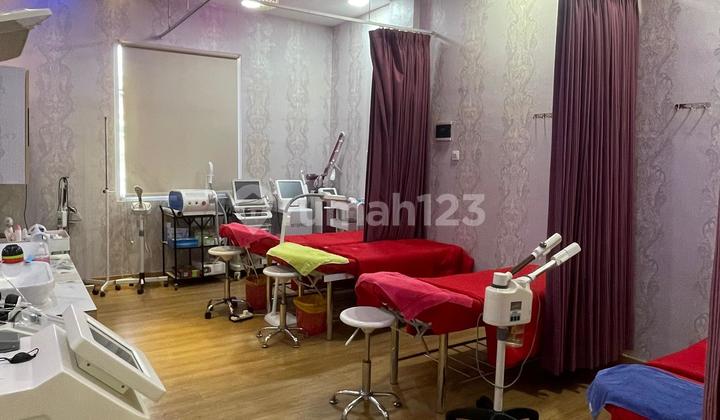 Ruko 3,5 Lantai Bagus Terawat, Area Ramai Pengunjung di Cipondoh Tangerang Ruko 3,5 Lantai Bagus Terawat, Area Ramai Pengunjung di Cipondoh Tangerang