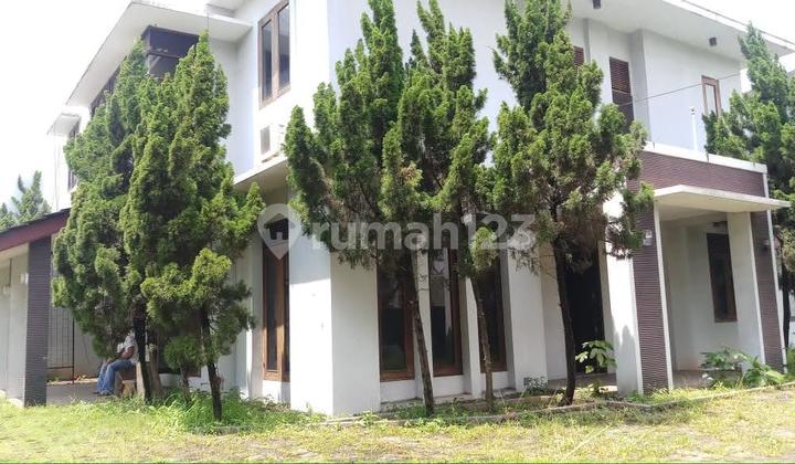 Rumah Luas Tanah Besar di Bsd City 2