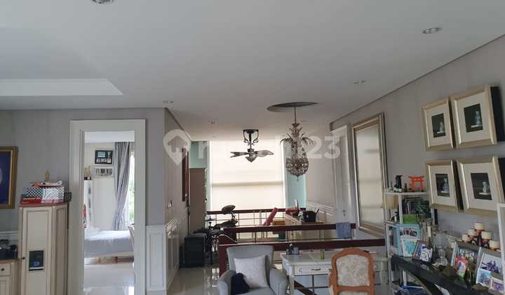 Rumah cantik siap Huni. Sangat terawat di Bona Vista. Jakarta Selatan 2