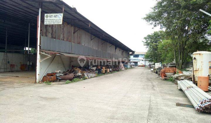 Jual cepat warehouse di jalan Narogong. Lokasi dekat dgn tol. 