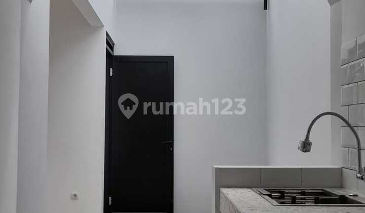 Disewakan Rumah Bagus Siap Huni di D'aulia Townhouse. 2