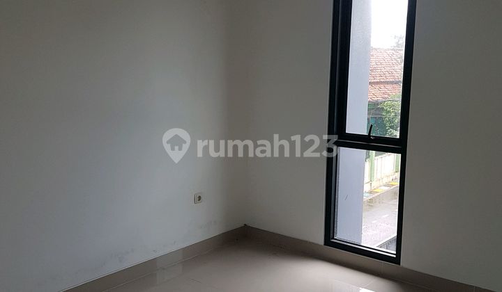 For Sale. New House Ready to Move In. Good Condition. Flood-Free. Sturdy Construction. 2