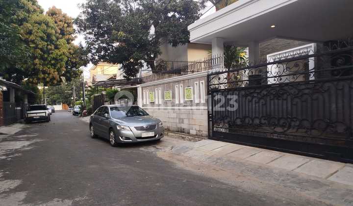 Quick Rent, Neat House, East Cempaka Putih Quick Rent, Neat House, East Cempaka Putih