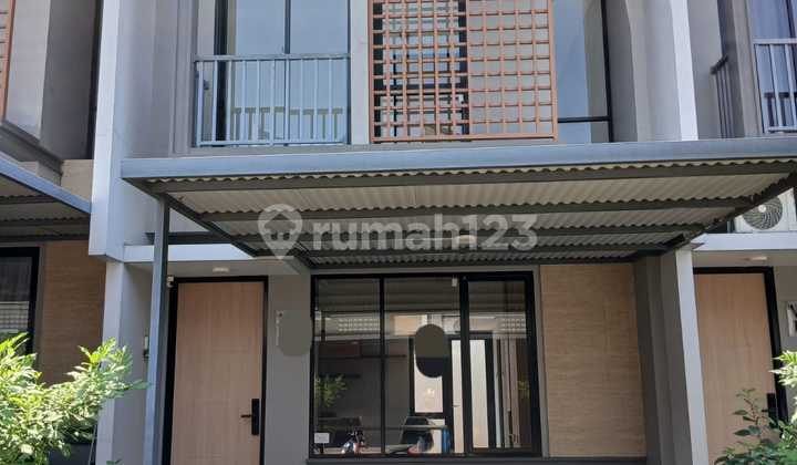 Di Jual Rumah Baru Cantik Di Legenda Wisata 